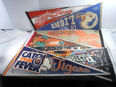(6) Mixed Lot Of Detroit Sports Pennants