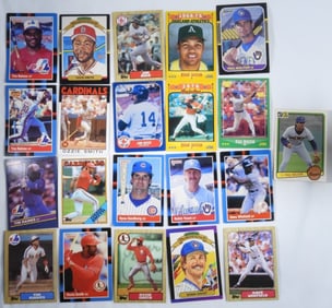 (21) Mixed Lot Of Baseball Cards