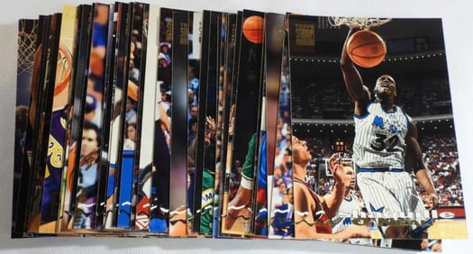 (40)Mixed Lot Of 1993-94 Basketball Cards