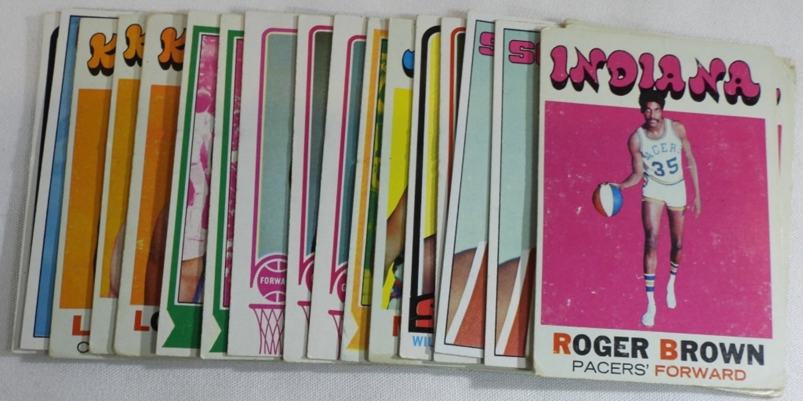 (20) Mixed Lot Of 1960s-70 Basketball Cards: Topps Knicks, Colonels, Knicks', Squires, Q's, Sounds, Pacers