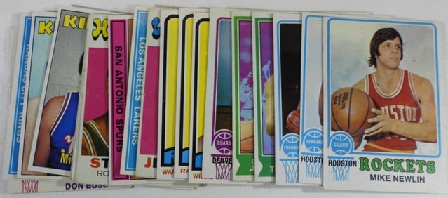 (20) Mixed Lot Of 1960s-70 Basketball Cards