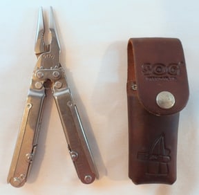 Sog Power lock With Leather Sheath