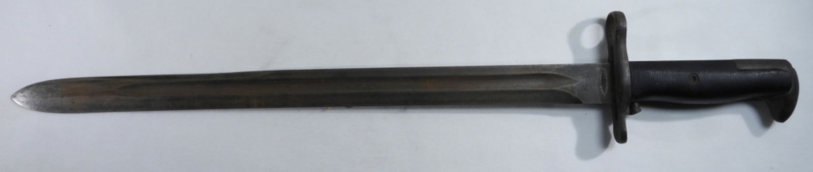 WWII Bayonet Knife AFH U.S. 1942 (1 of 2)