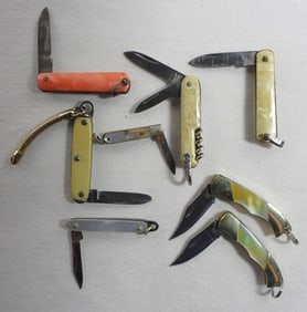 Lot Of 8 Mini Pocket Knives