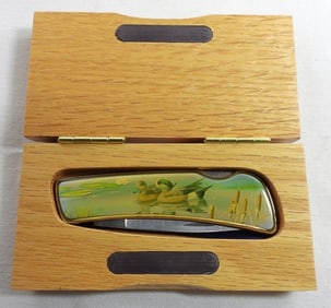 Lock-Back Pocket Knife