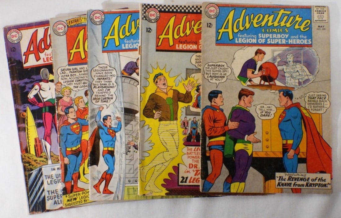 Mixed Lot Of 5 Adventure DC Comics (1 of 3)