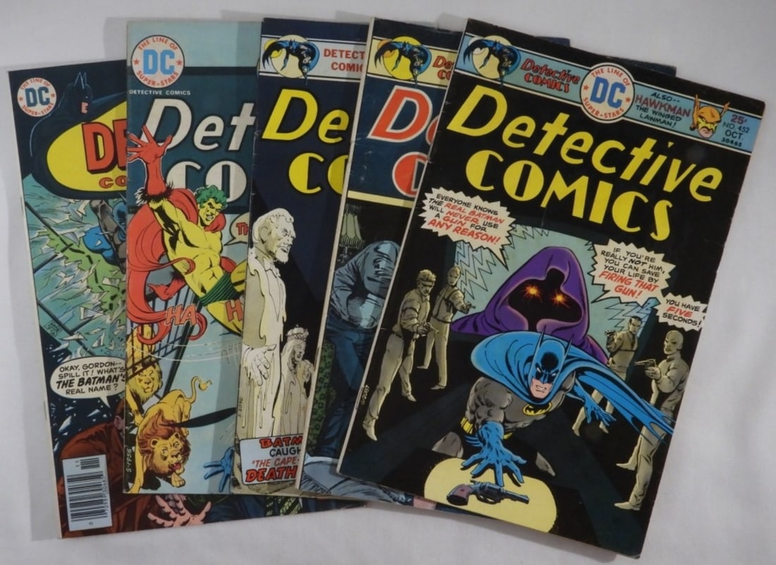 5 DC Detective Comic Books (1 of 3)