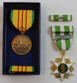 2 Vietnam Era Medals & Ribbons