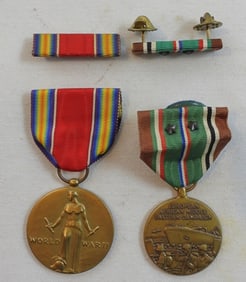 2 WWII American Medals