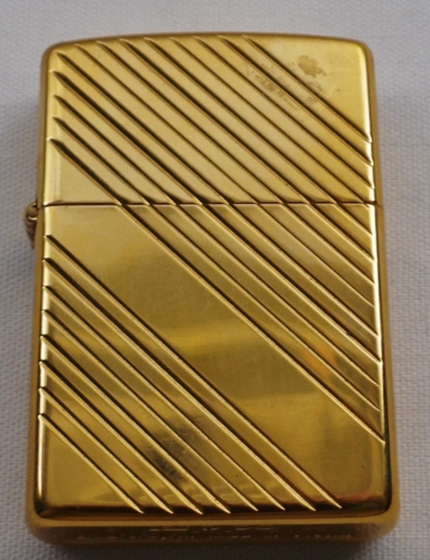 1992 Regular Gold Plated Classic Zippo Unfired: 1992, in a box. Unfired