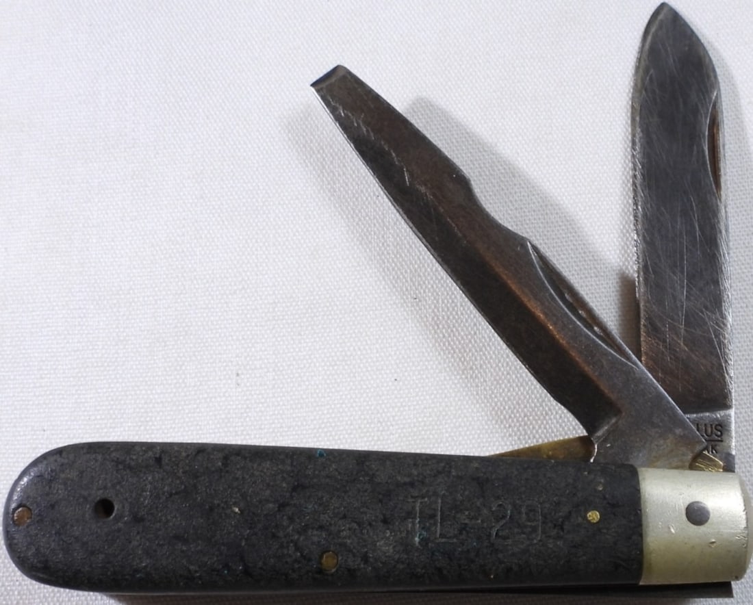 Camillus New York Electrician's Pocket Knife (1 of 3)