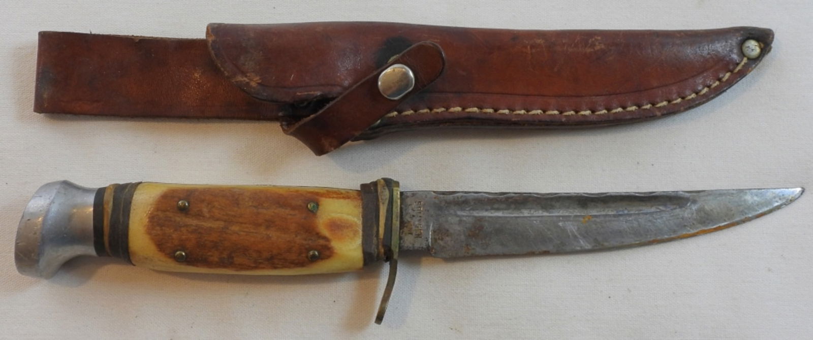 Olsen Hunting Knife With Sheath: Olsen Knife Co. 2700, Solingen, Germany, with leather sheath