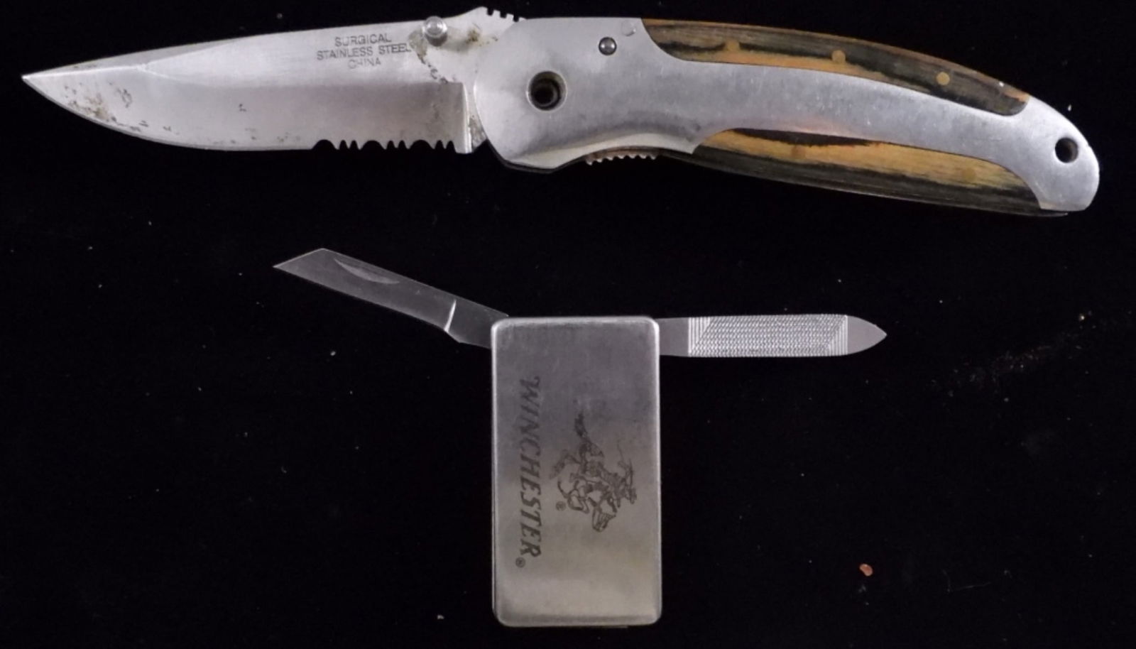 (2) Winchester Knives (1 of 5)