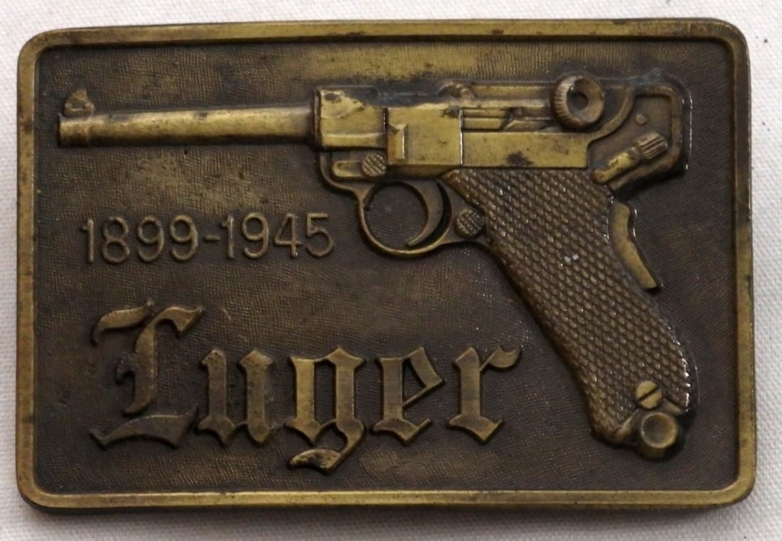 1899-1945 Ruger Belt Buckle: Vintage 1899-1945 Ruger belt buckle.