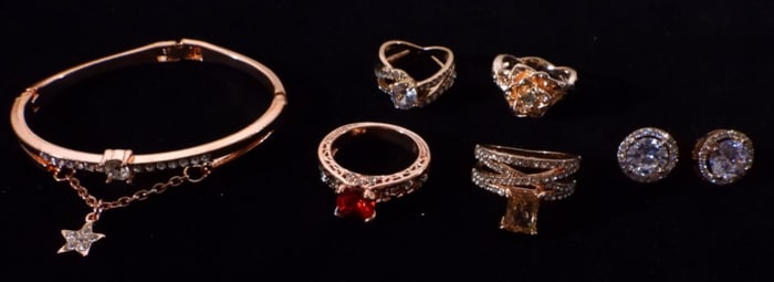 Rose-Gold-Tone Lot