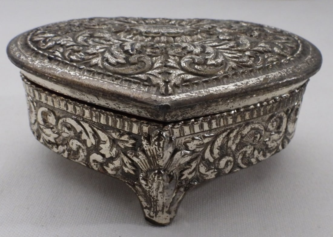 Antique Trinket Box (1 of 2)