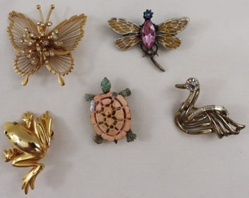 5 Beautiful Animal Pins