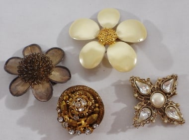 4 Large Brooches