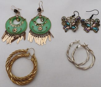 4 Pairs Of Dangling Earrings