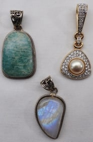 (3) Pendants