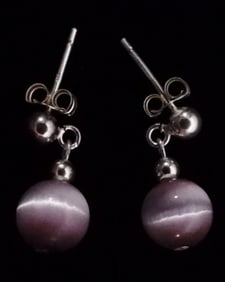 (20) All The Same Pair Of Earrings