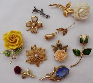 10 Flower Pins