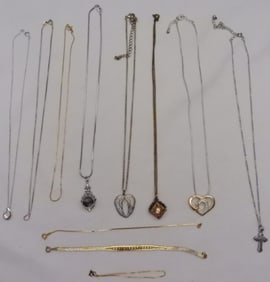 Lot Of 9 Necklaces