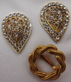 3 Women's Gold-Tone Belt Buckles