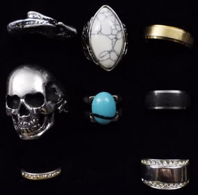 8 Assorted Rings