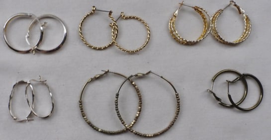 6 Pairs Of Hoop Earrings