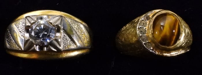 (2) Men's Rings