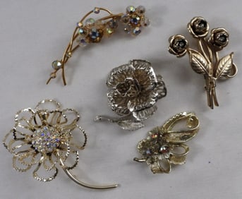 5 Flower Brooches