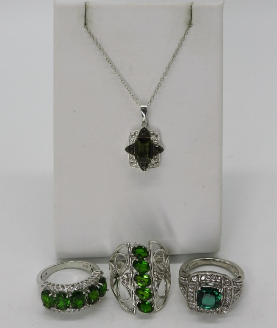 Shades of Green, Sterling Rings & Necklace (1 of 3)
