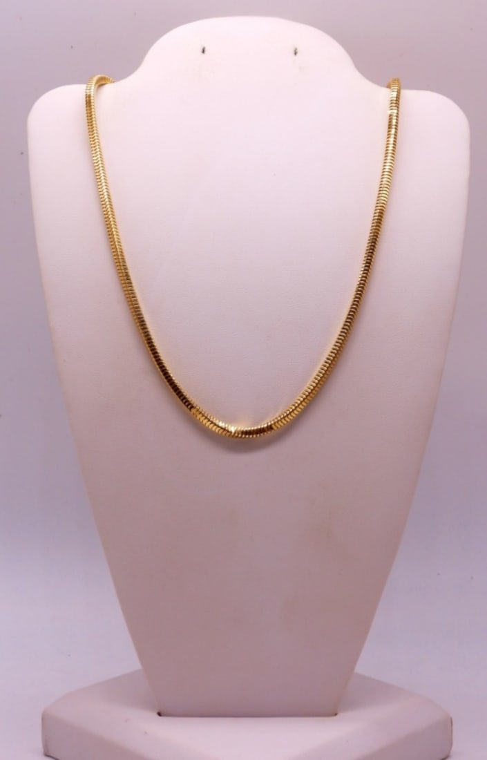 1 Sterling Gold Tone Fancy Chain: One gold tone sterling chain, 30". (15.1 DWT)