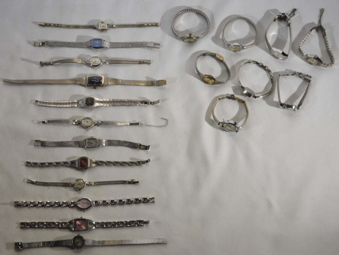 20 Silver-Tone Ladies' Watches (1 of 1)