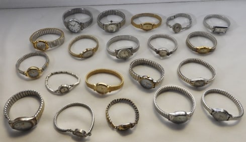 20 Women's Stretch Band Watches