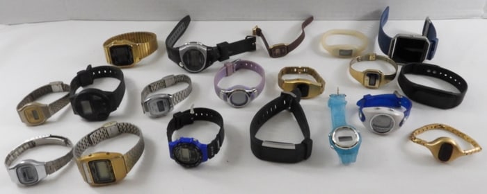 (20) Digital Watches