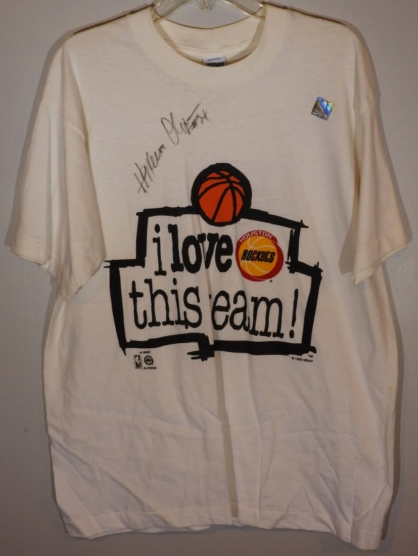 Autographed Houston Rockets T-Shirt: Official NBA sticker number is 155250644