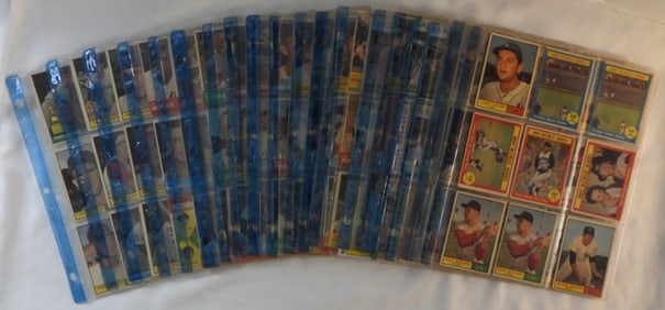 225 Mixed Baseball Cards