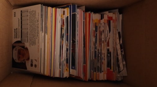 200 Mixed Hockey Cards