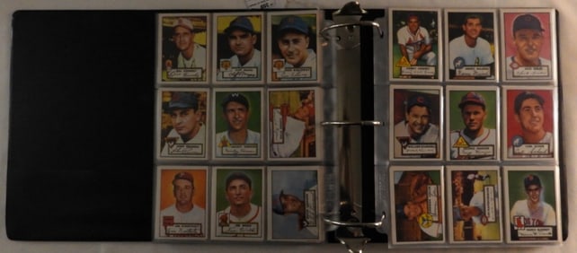 Binder With 23 Sheets Of Baseball Cards