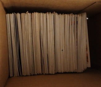 200 Mixed Box Of Baseball Cards