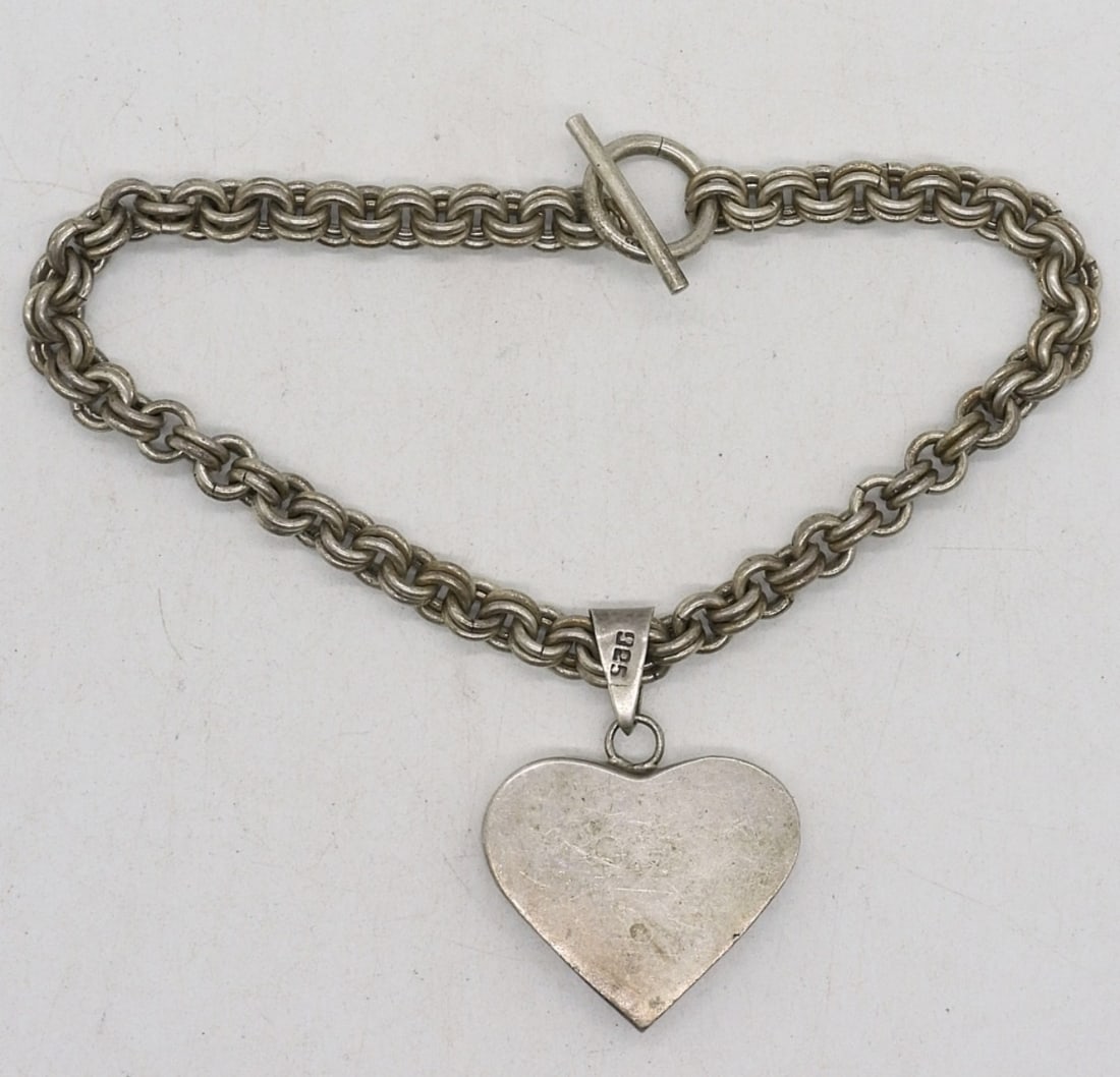 Sterling Heart Bracelet: Sterling Heart Bracelet, 9", toggle clasp. (22.4 dwt)
