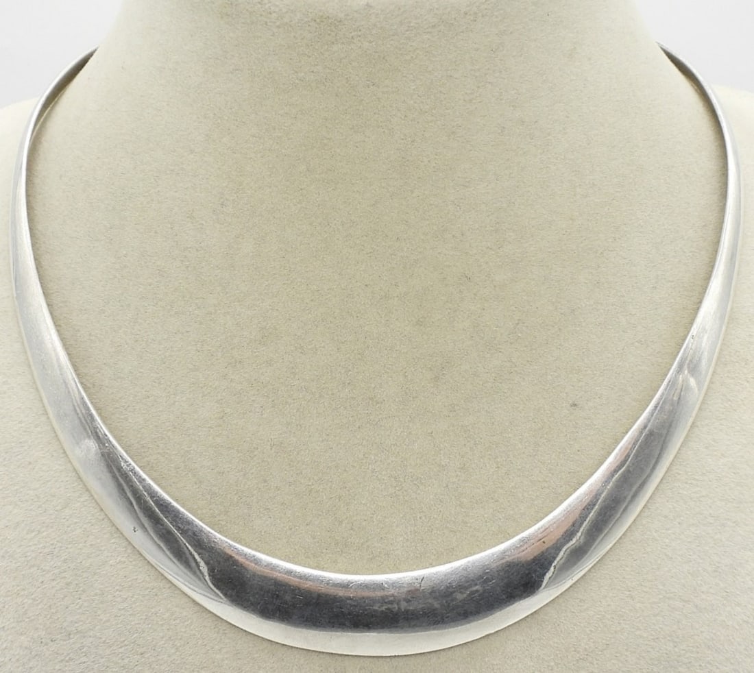 Taxco Sterling Collar Necklace: Taxco sterling collar necklace "TS-50 Mexico 925". (25.6 dwt)