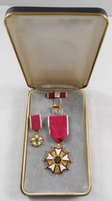Legion Of Merit Medal & Mini Medal In Case