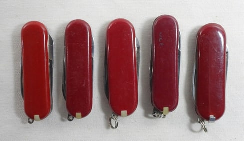 5 Small Pocket Knives