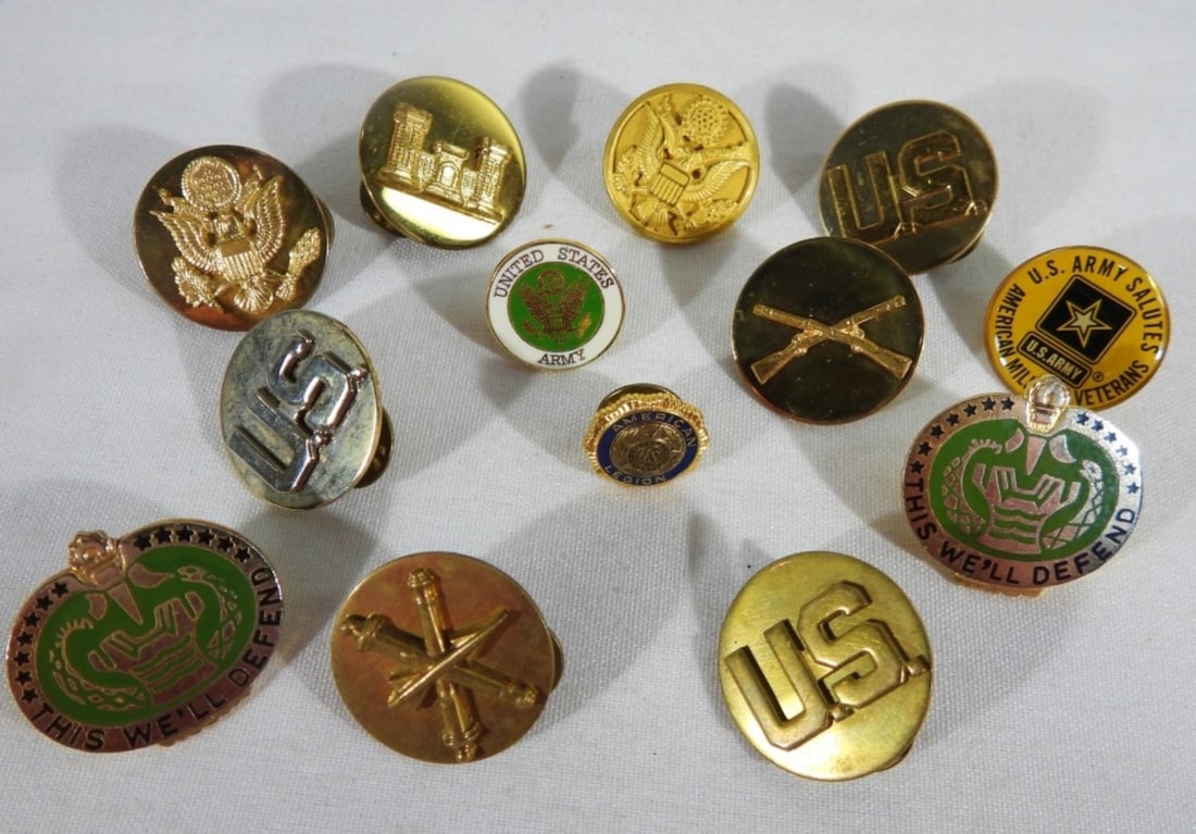 Military Pins & Buttons (1 of 2)