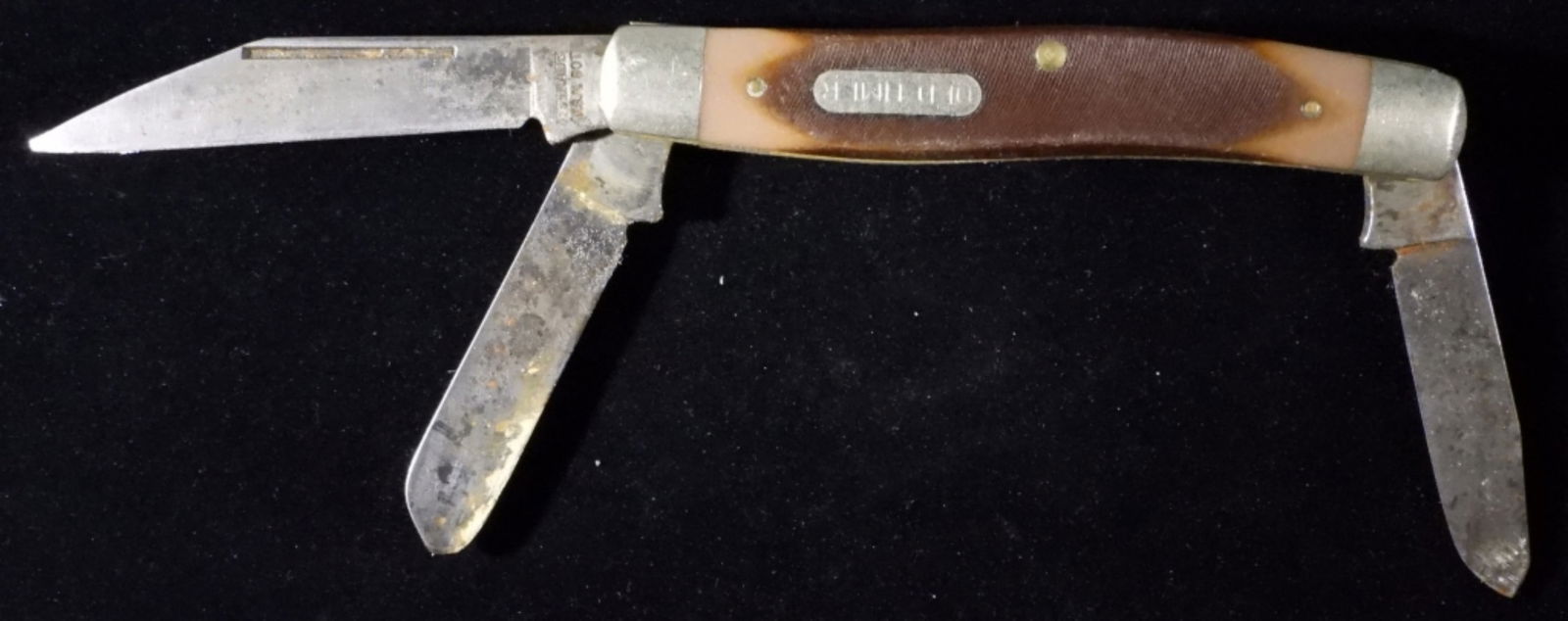 Old Timer Pocket Knife: 3-bladed, 4" handle