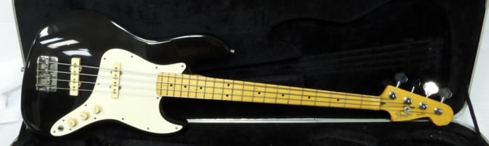 1983 Fender Jazz Bass "Tuxedo"