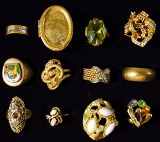 12 Gold-Tone Rings